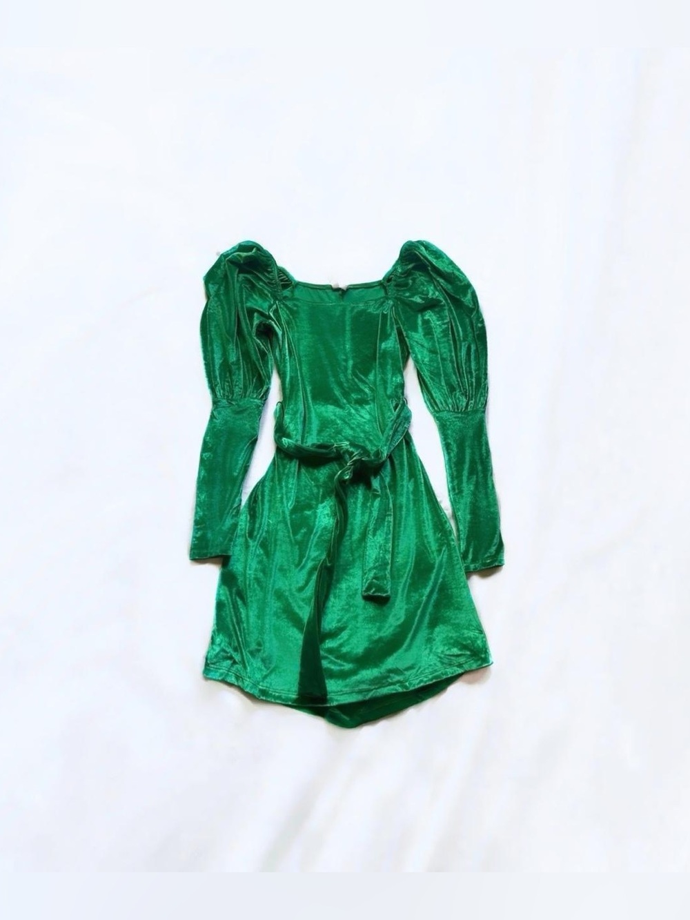 asos ⋆ velvet puff sleeve dress